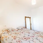 شقة 3 Bedroom Lovely In