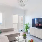 شقة 3 Bedroom Lovely In